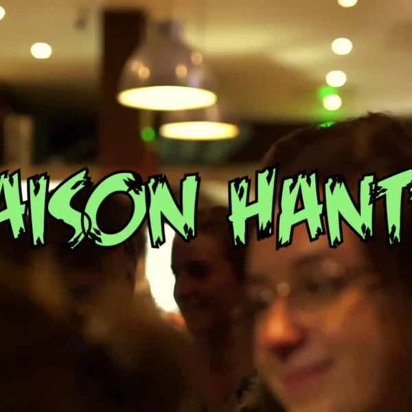 Maison Hante (extrait Live)