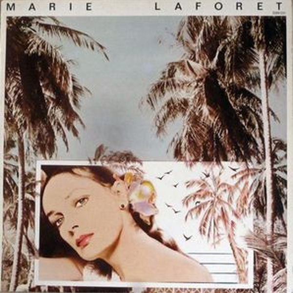 Marie Laforêt - Il a neigé sur yesterday